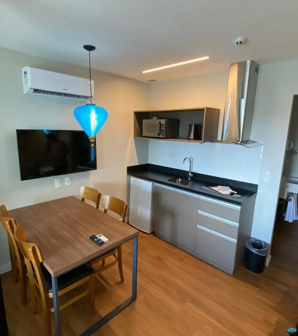 Apart-Hotel Com Jacuzzi Privativa Campos do Jordao 5*,  Brezilya